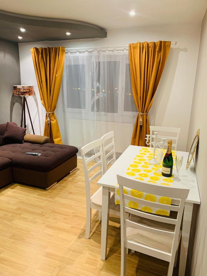 Confort View Apartment Iasi - 3 Rooms-Like Home Экстерьер фото